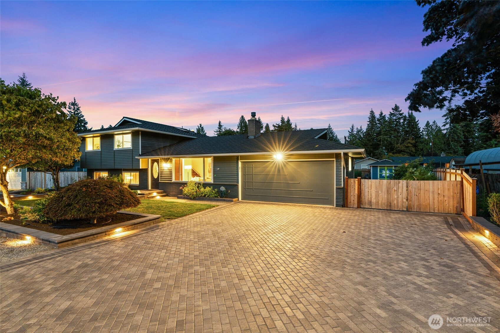 10501 25th Drive SE — photo
