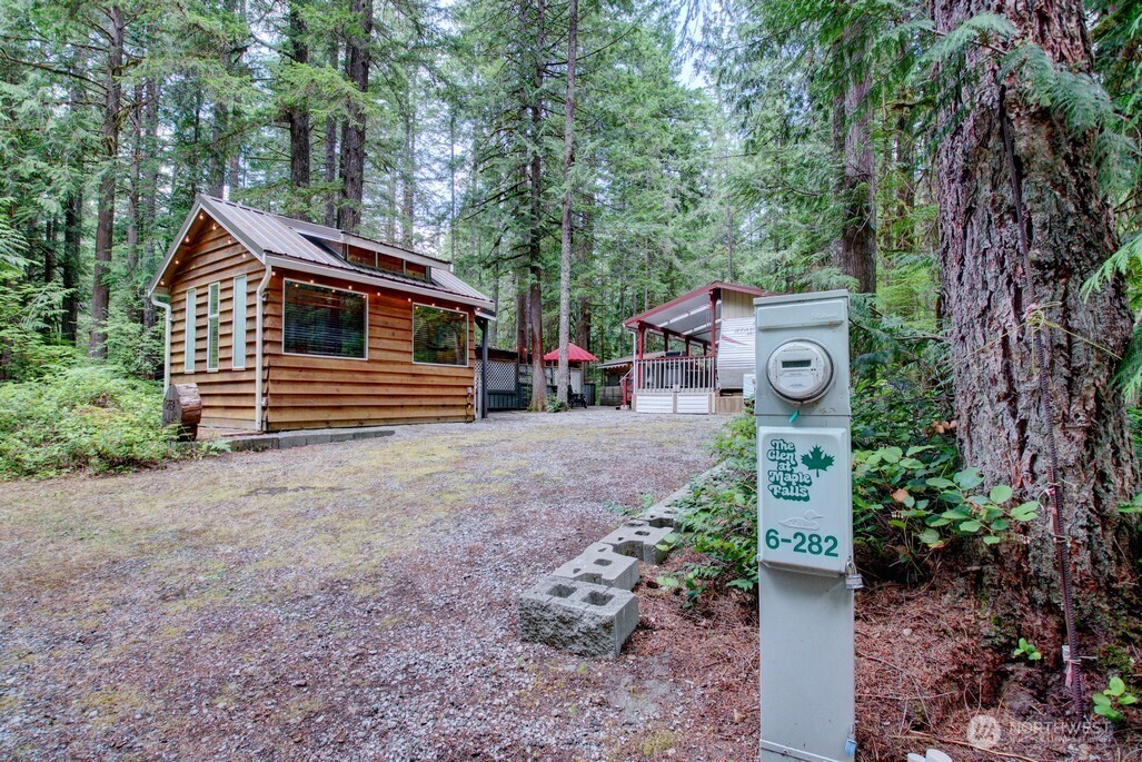 282 Schinn Canyon Drive — photo
