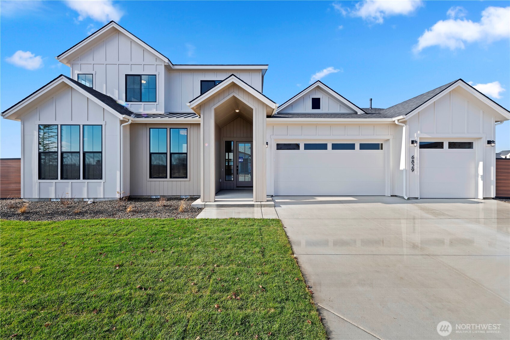 14814 210th Place E #1498 — photo