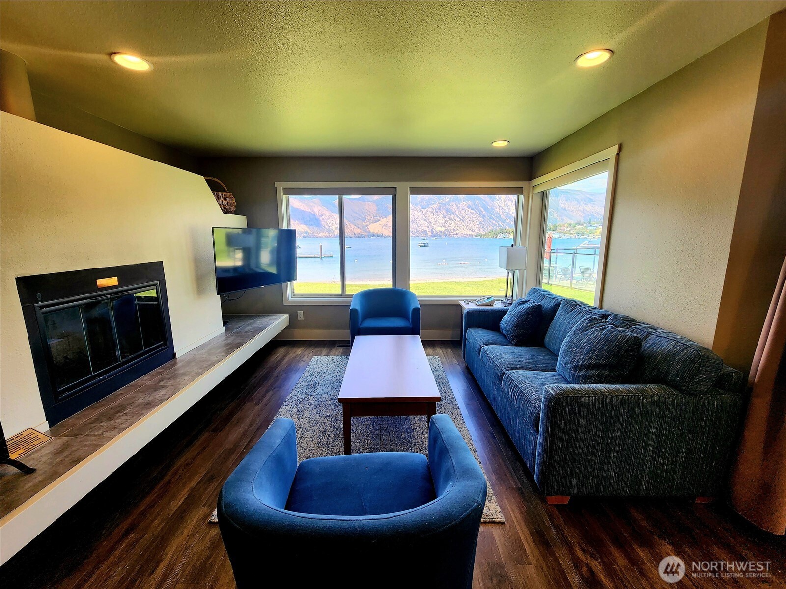 1 Lakeside 716-I — photo