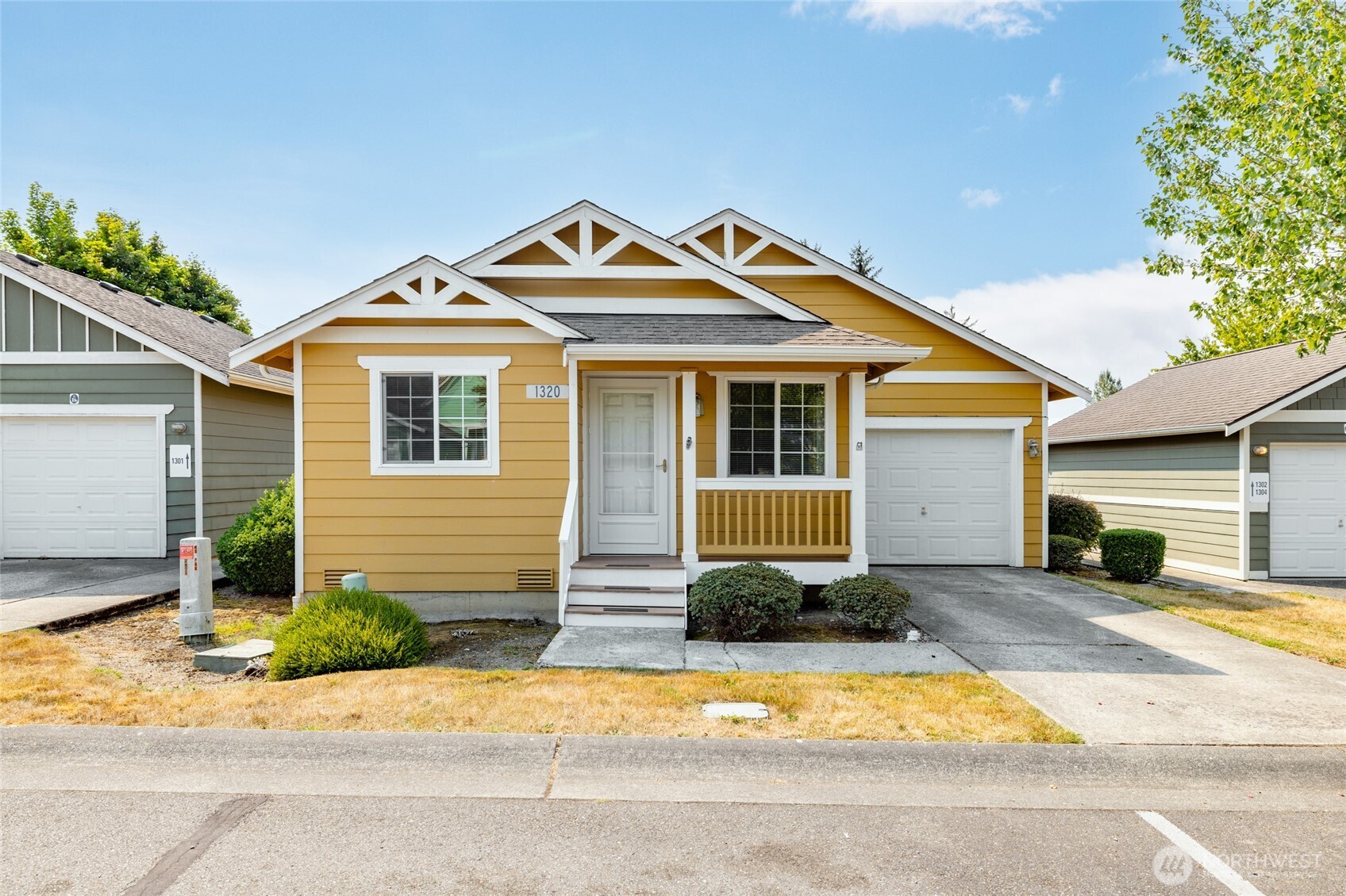 1320 Wildflower Way — photo