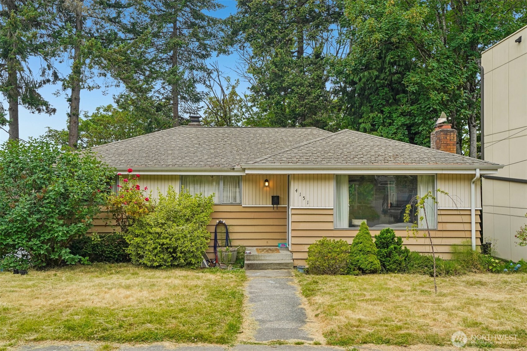 4151 23rd Avenue SW — photo