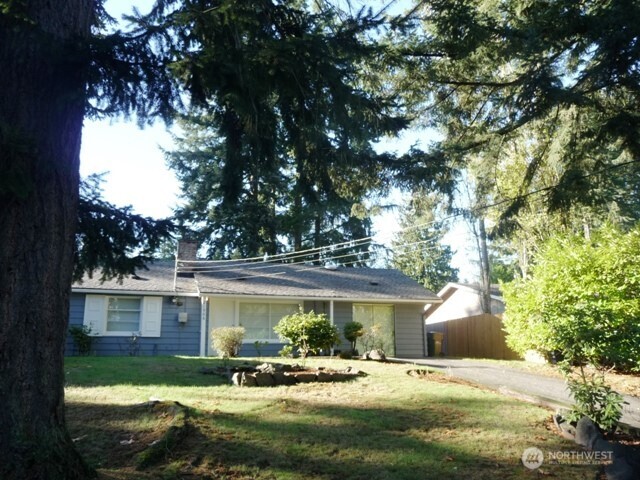 21906 55th Avenue W — photo