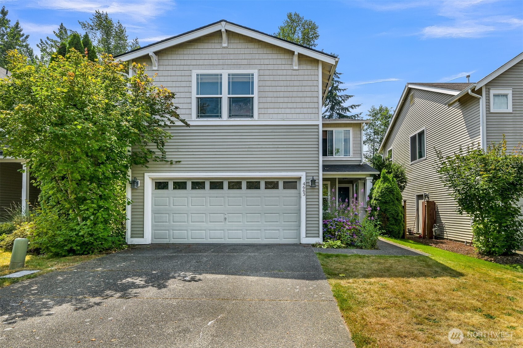 4663 Glacier Street — photo