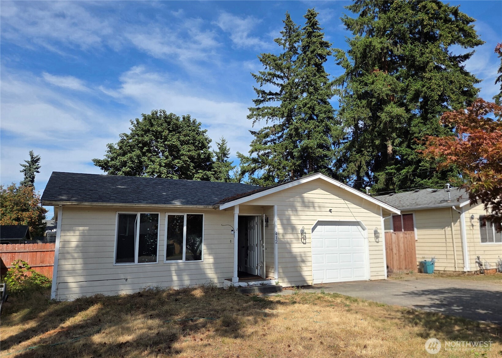 412 McKenzie Avenue SW — photo