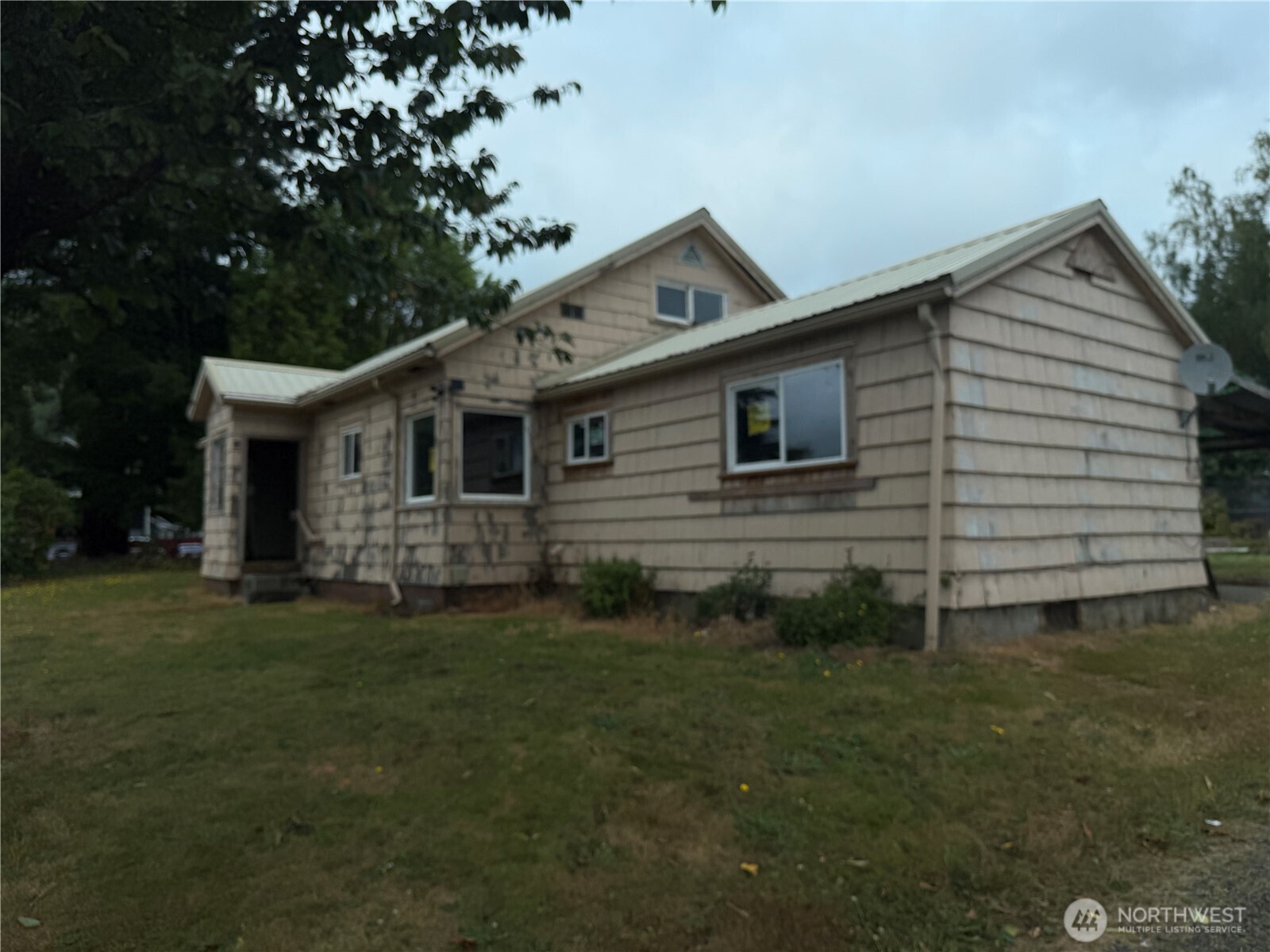 1507 Park Avenue — photo