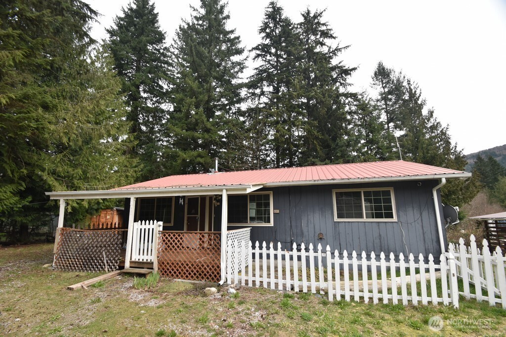 6250 Juniper Lane — photo