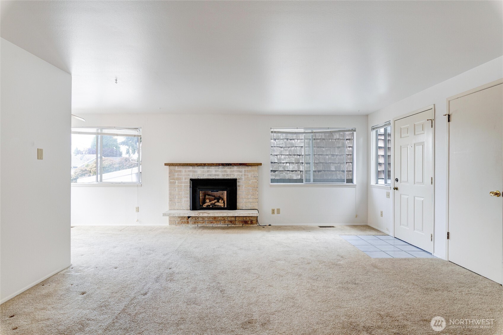 533 N 104th #B — photo