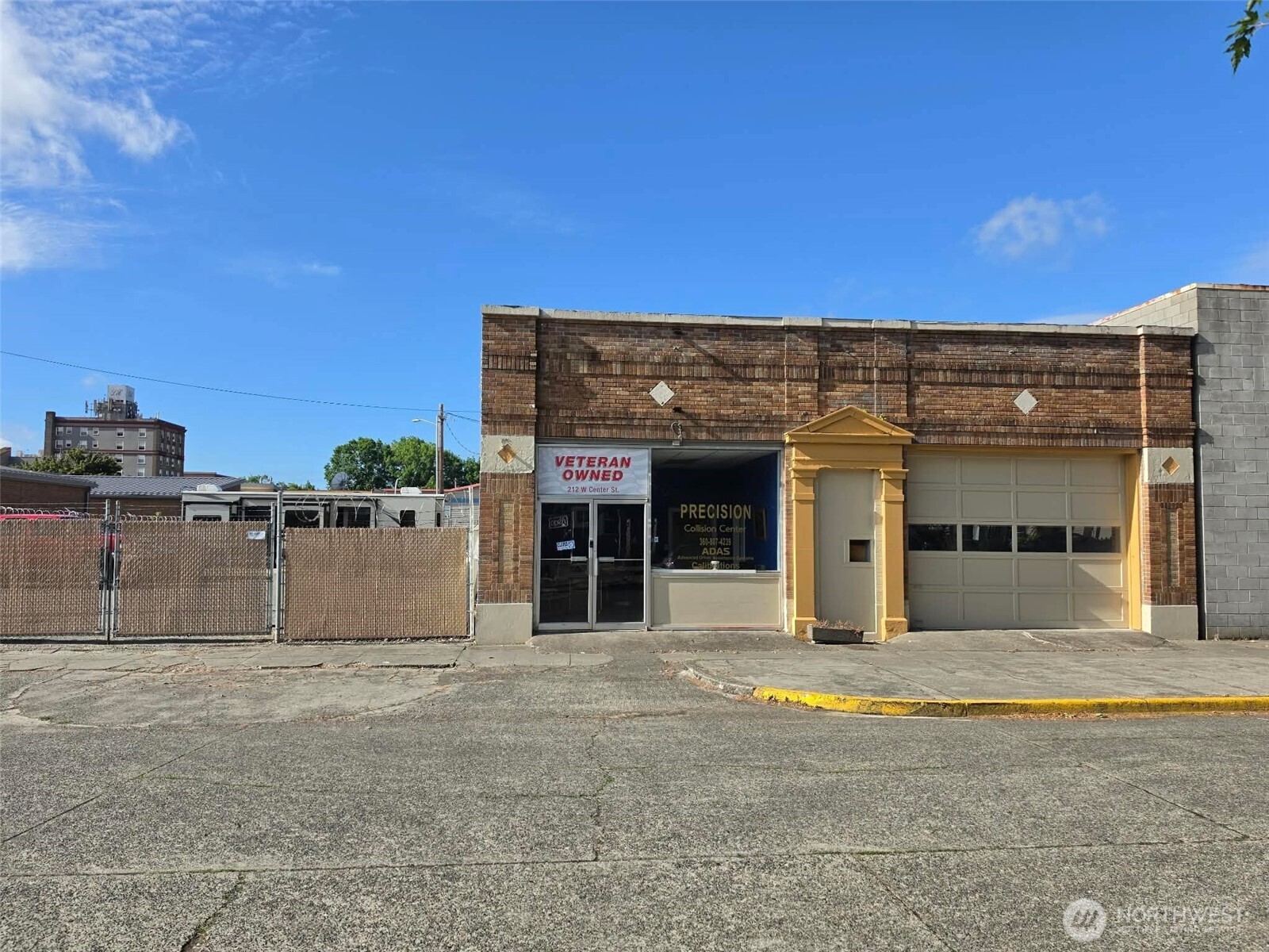 212 W Center Street — photo