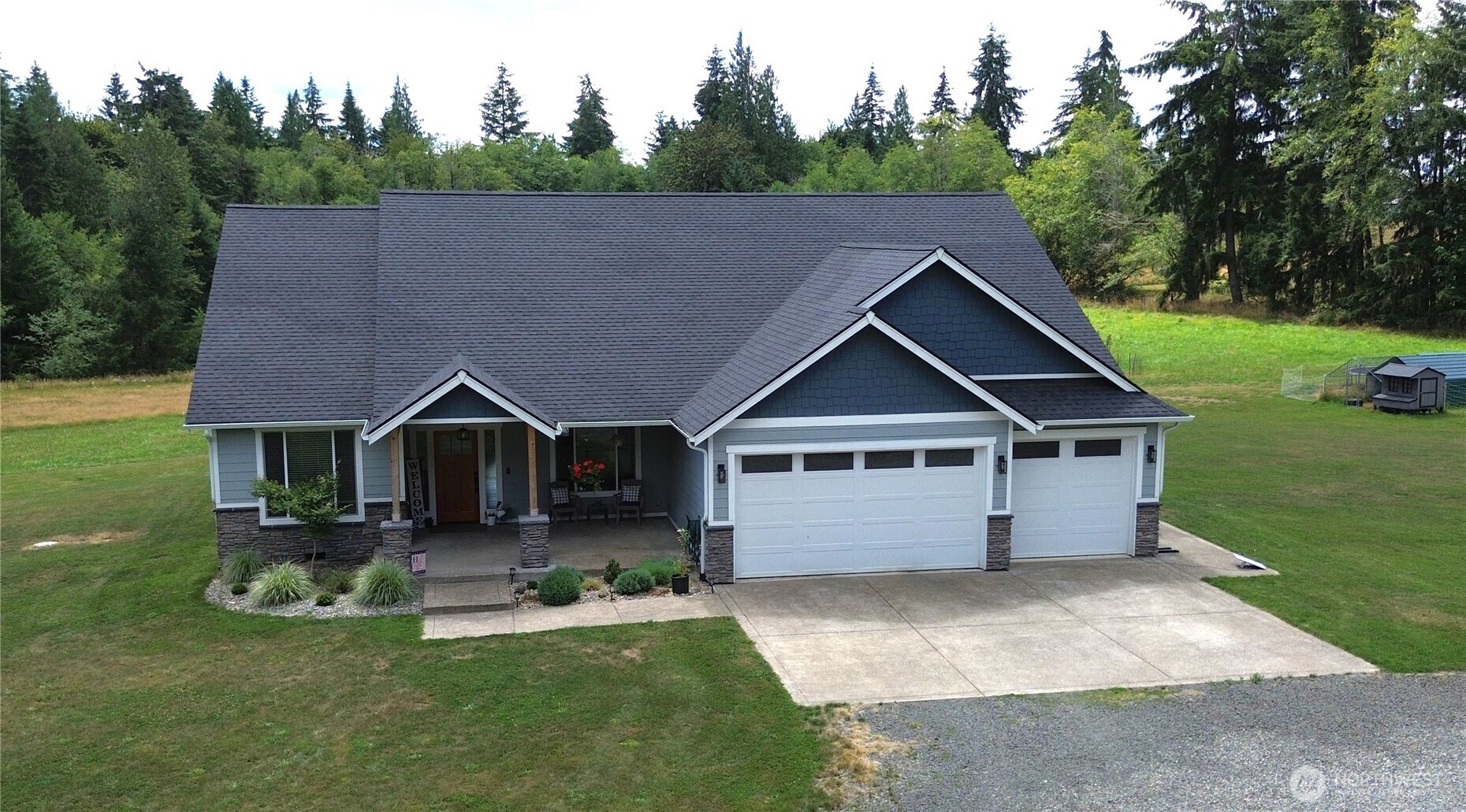 9007 Davis Road SW — photo