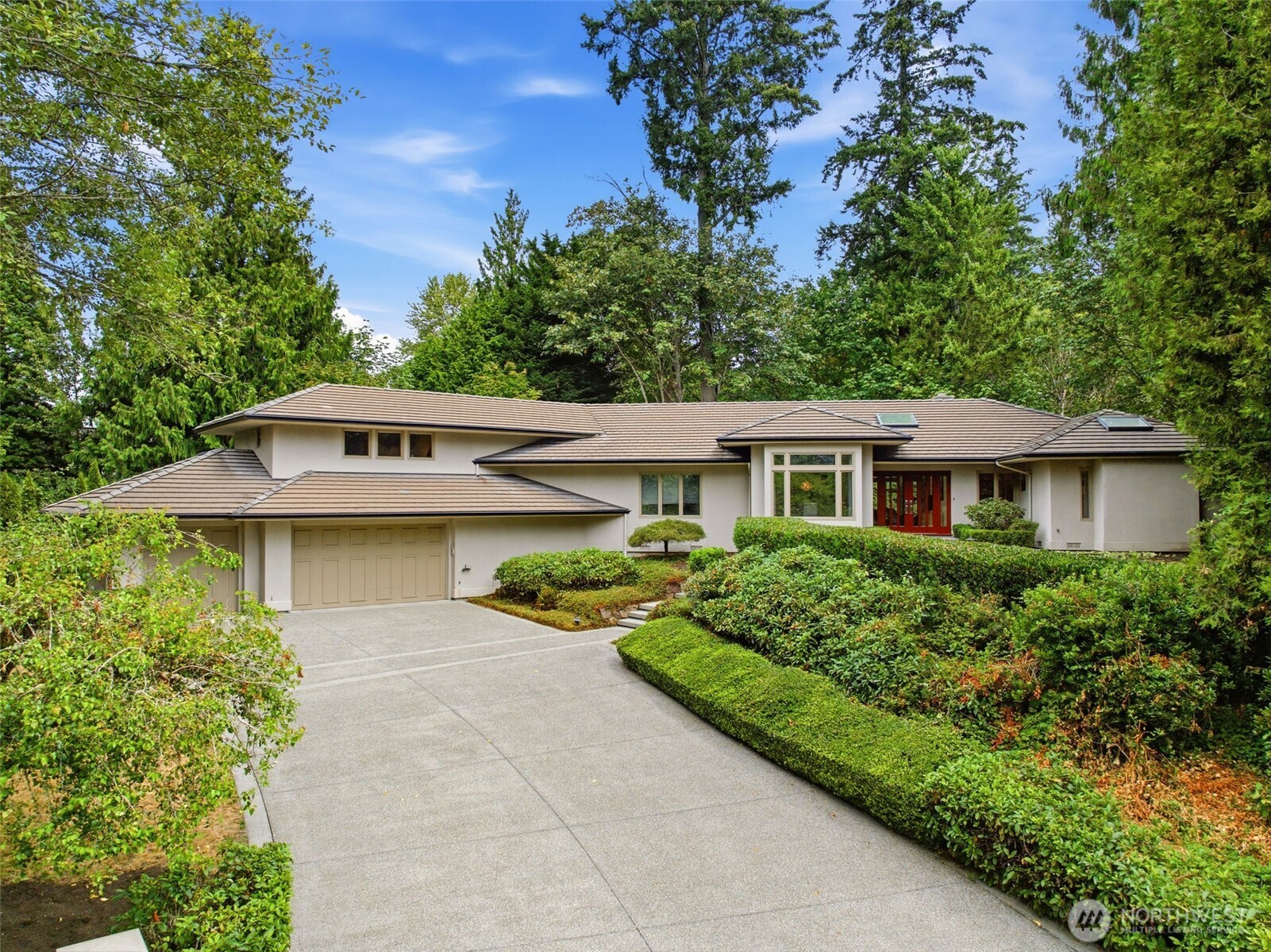 16102 SE Cougar Mountain Way — photo