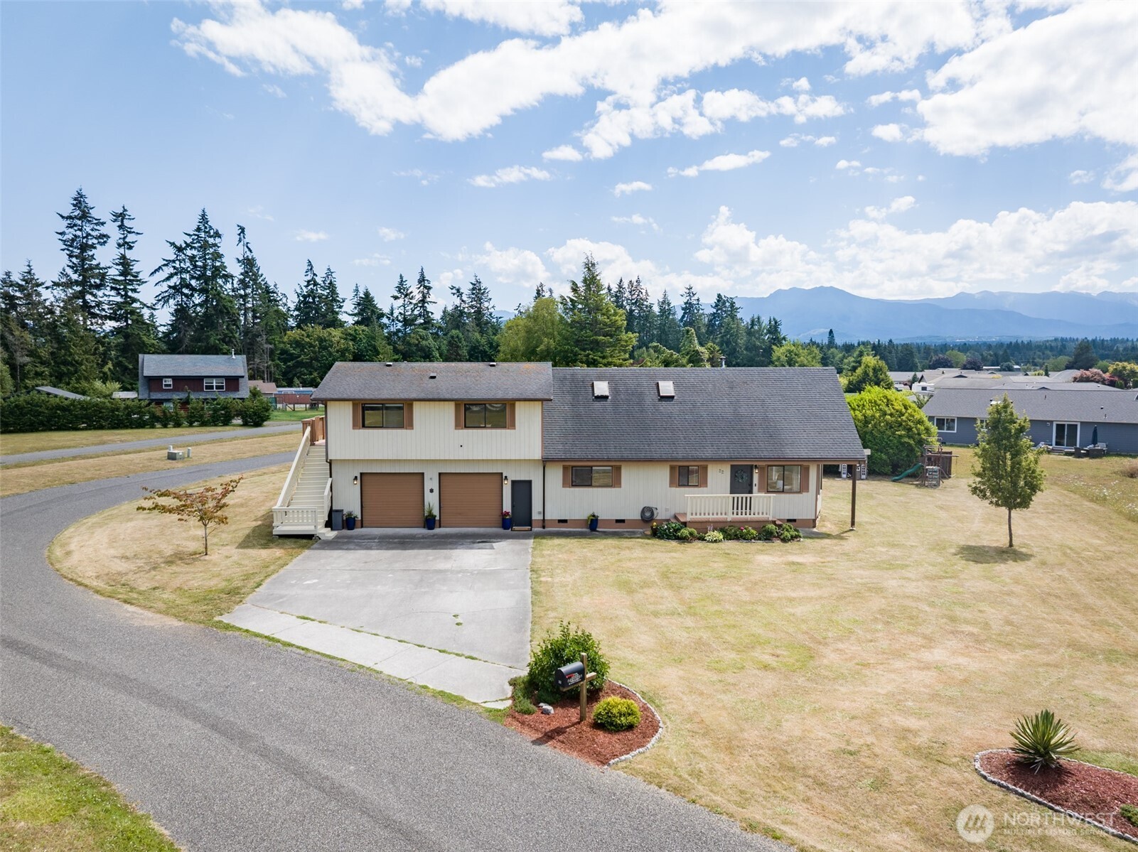 22 Agnew Parkway — photo