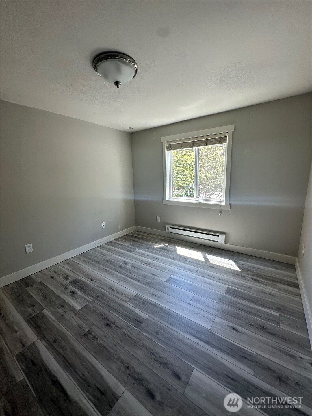 Home in Redmond, WA 98052 — photo 3