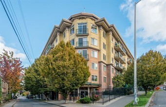 700 E Denny Way #202 — photo