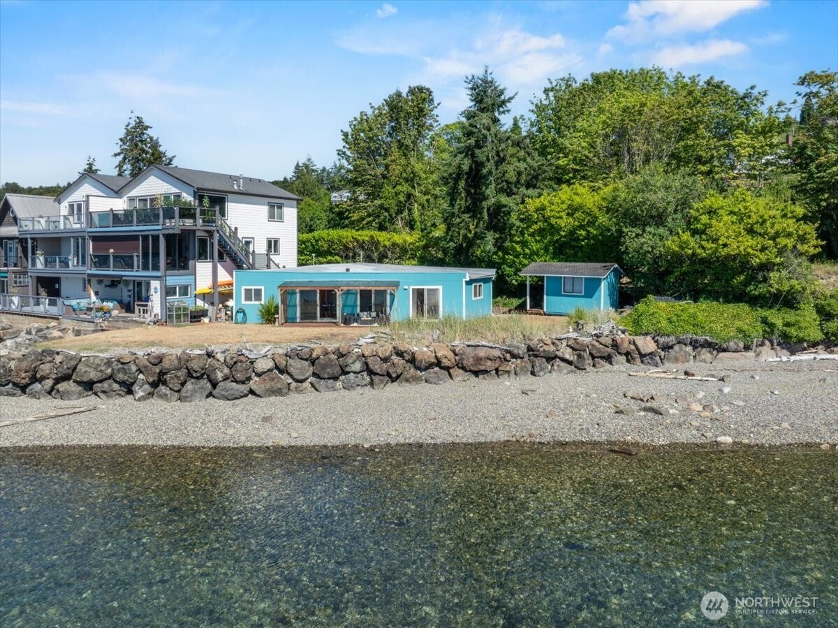 2711 Day Island Boulevard W — photo