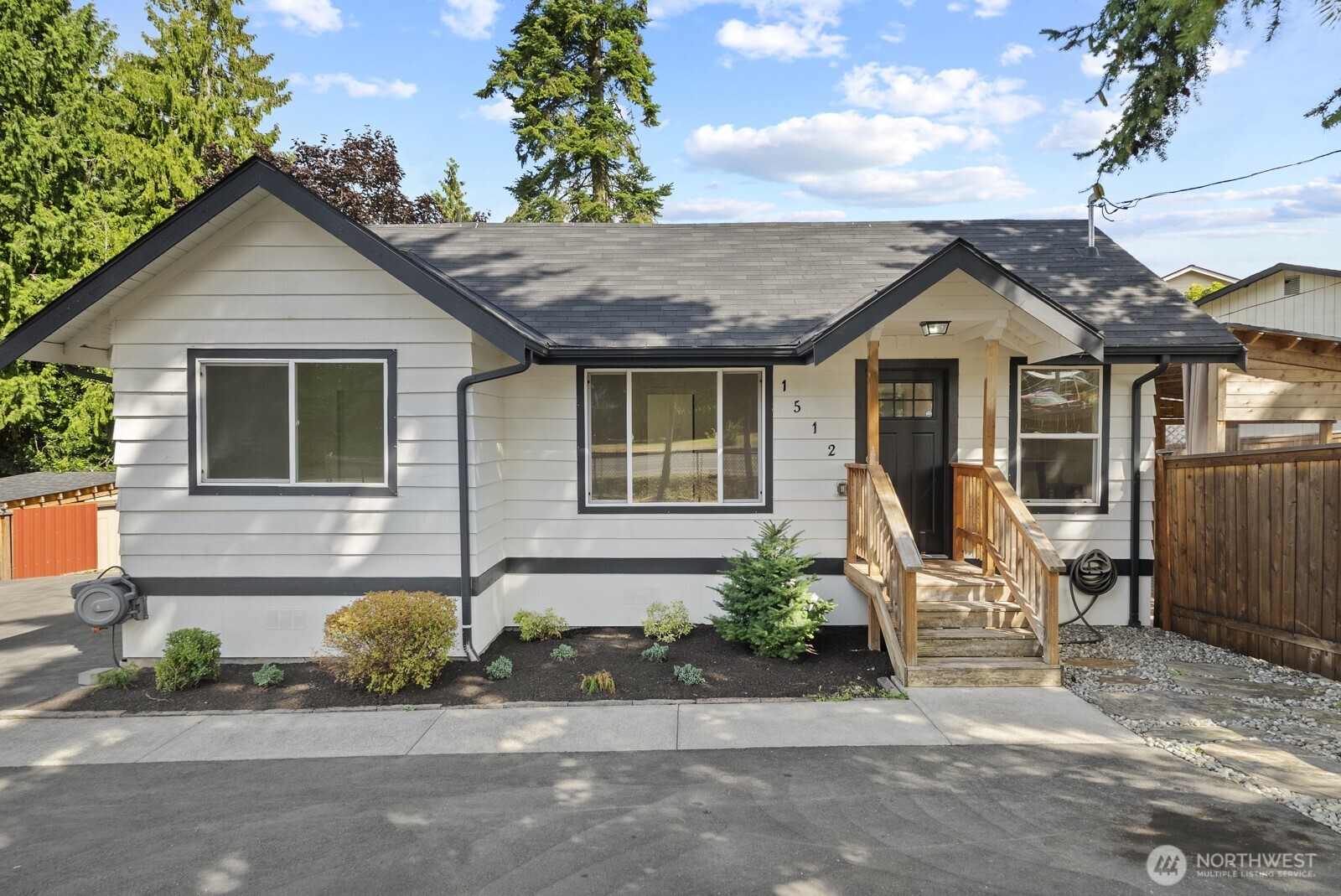 1512 Milton Way — photo