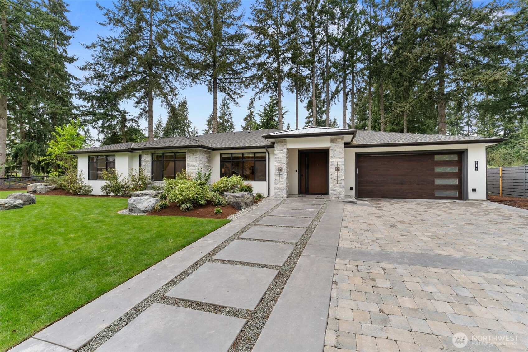 12608 NE 30th Street — photo