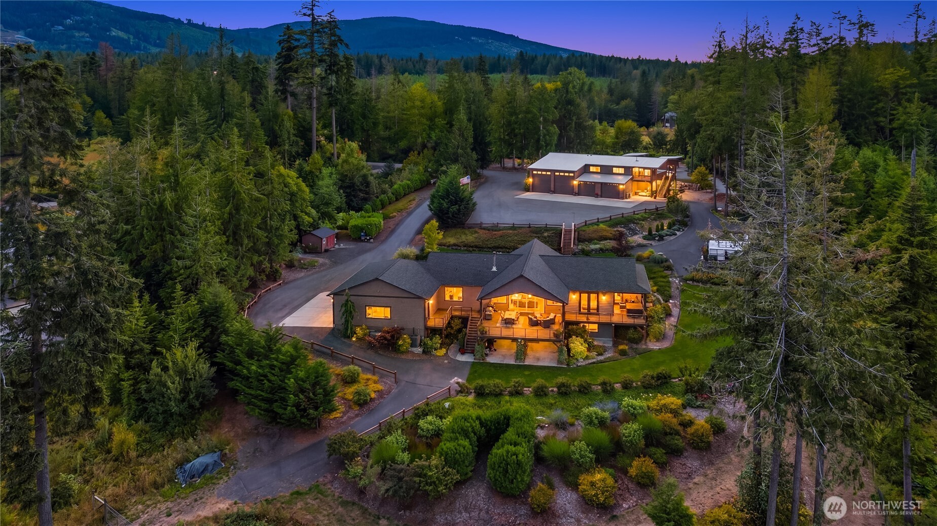 698 Streamside Drive, Sequim, WA 98382
