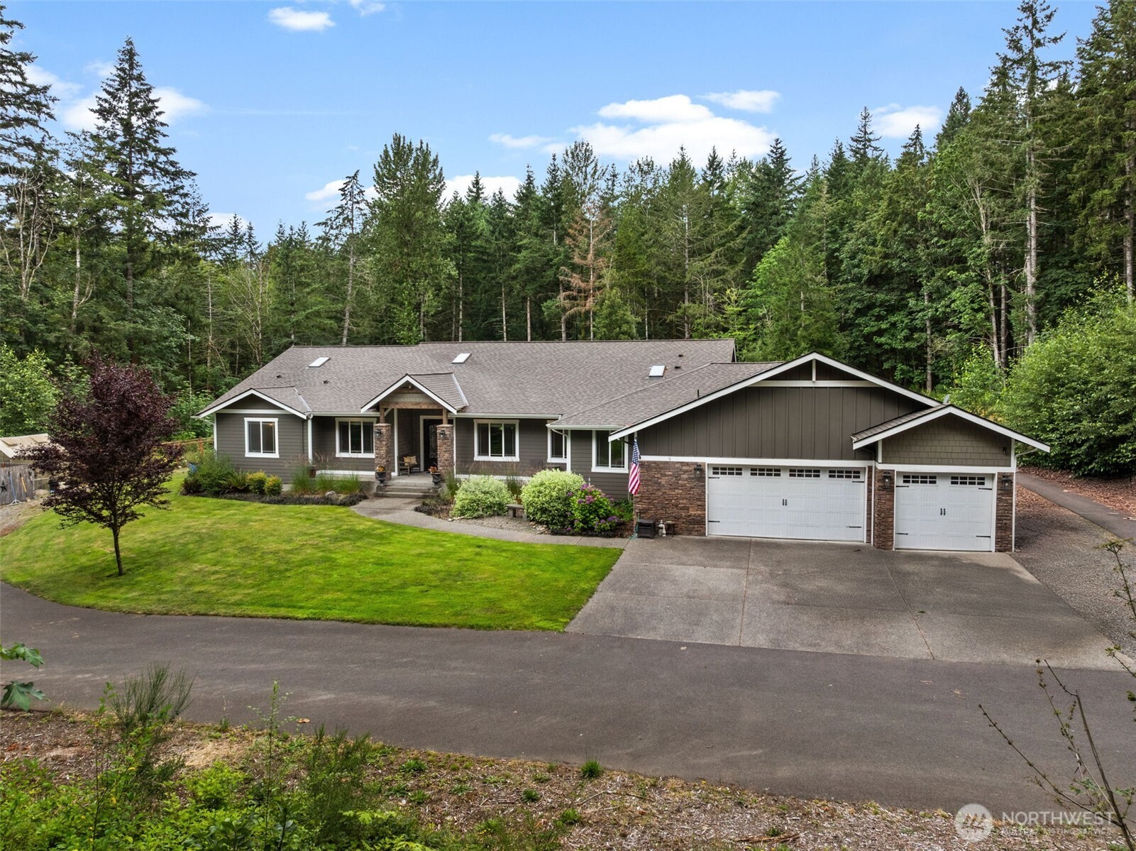 15622 Glenwood Road SW — photo
