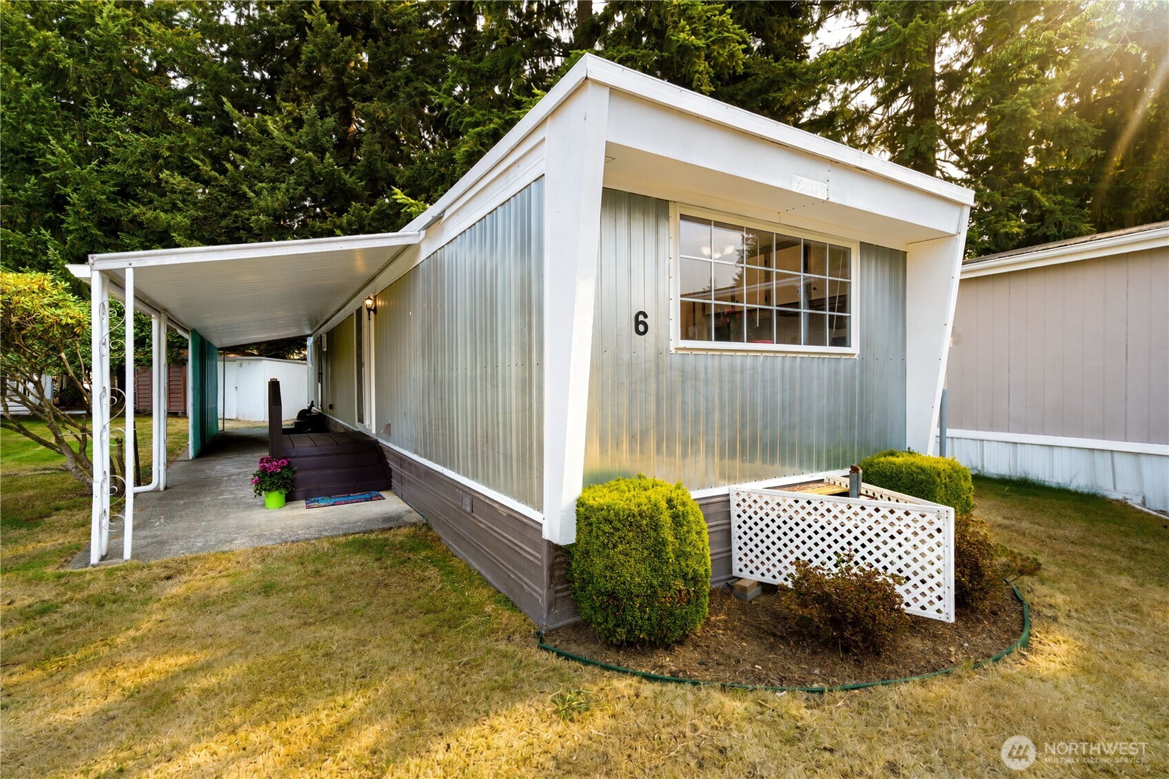 9403 Pierce Lane #6 — photo