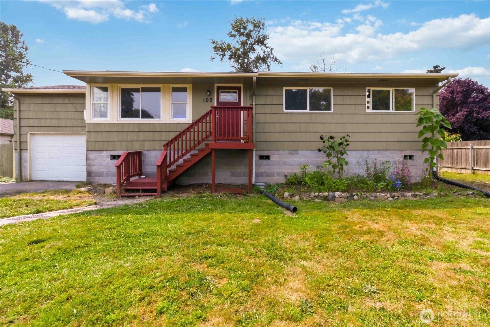 109 Merritt Drive — photo
