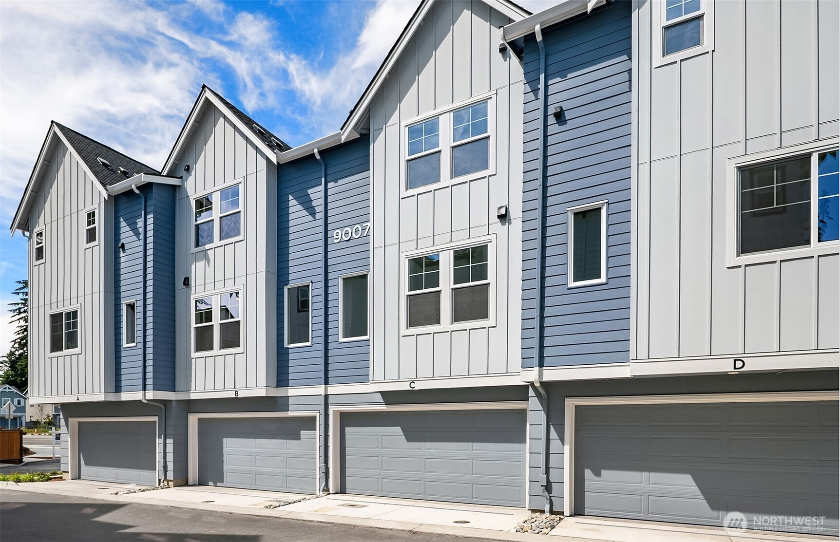 9007 NE 203rd Lane #C, Bothell, WA 98011 — photo 2