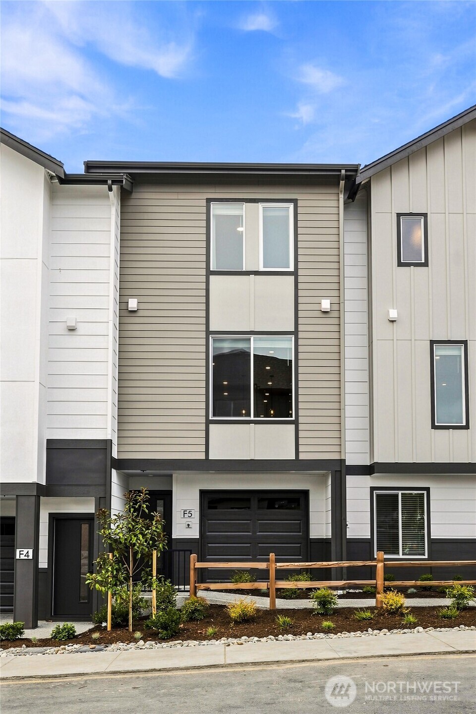 16202 Manor Way #F2 — photo