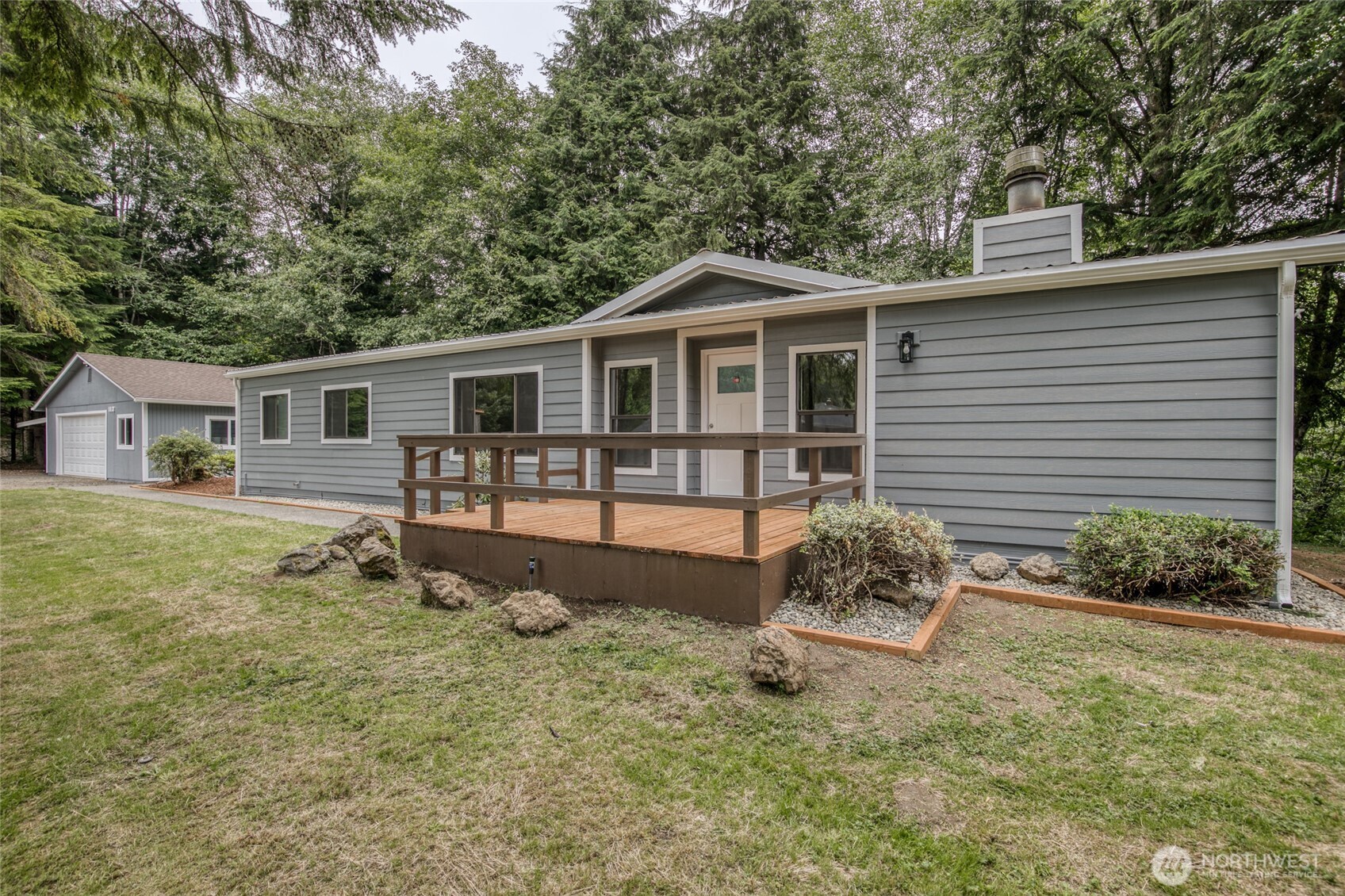 112 Schrader Lane — photo