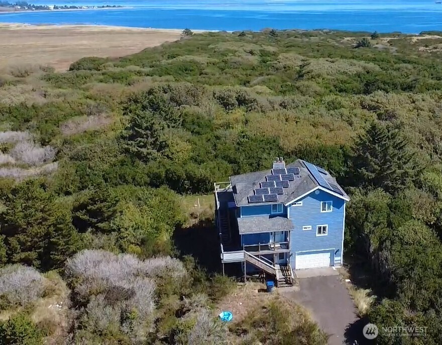 1264 E Ocean Shores Boulevard SW — photo