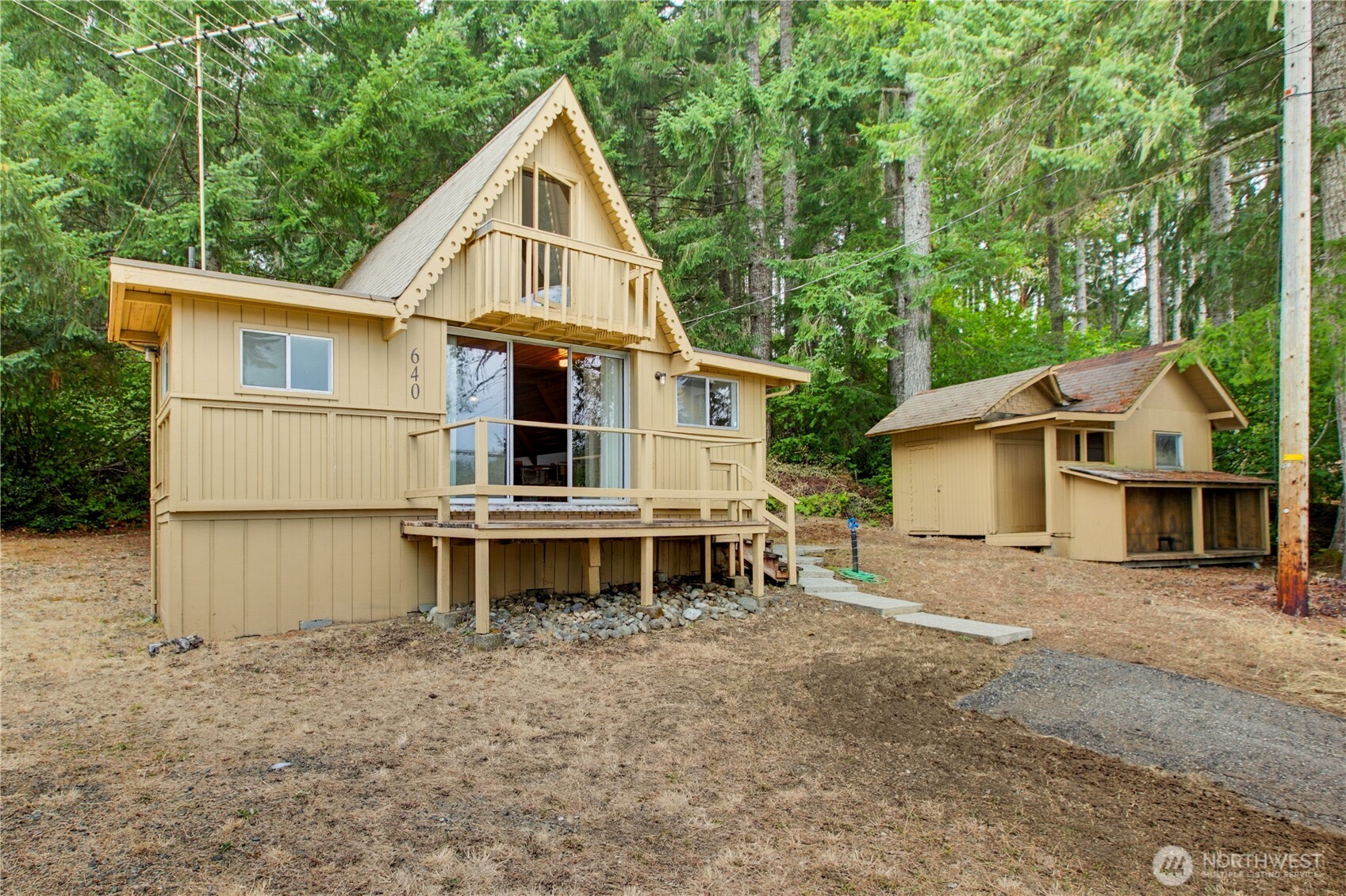 640 E Rauschert Road, Grapeview, WA 98546 — photo 3