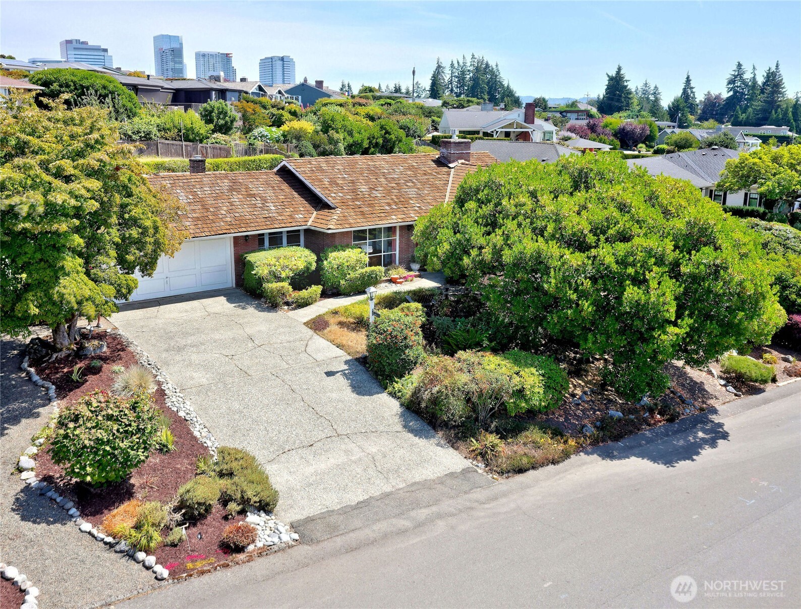 1012 Evergreen Drive — photo