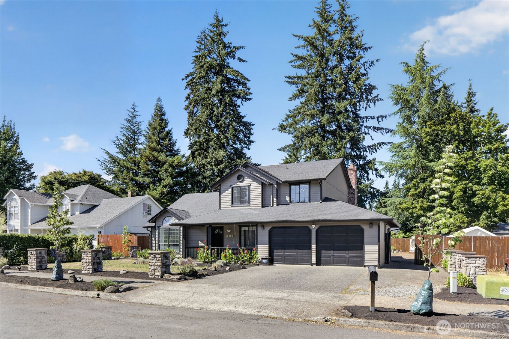 14002 NE 7th Circle — photo