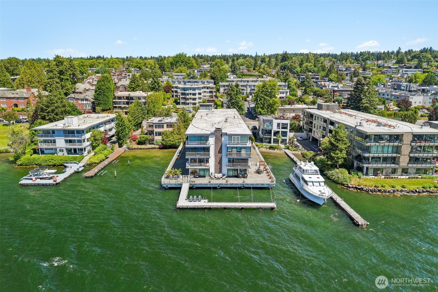 6421 Lake Washington Boulevard NE #301 — photo