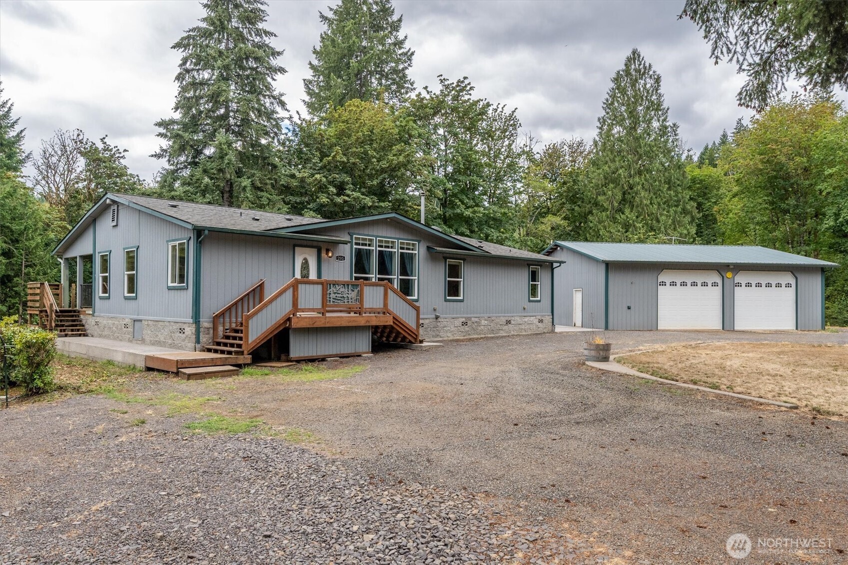 295 Casey Road, Castle Rock, WA 98611 — photo 3