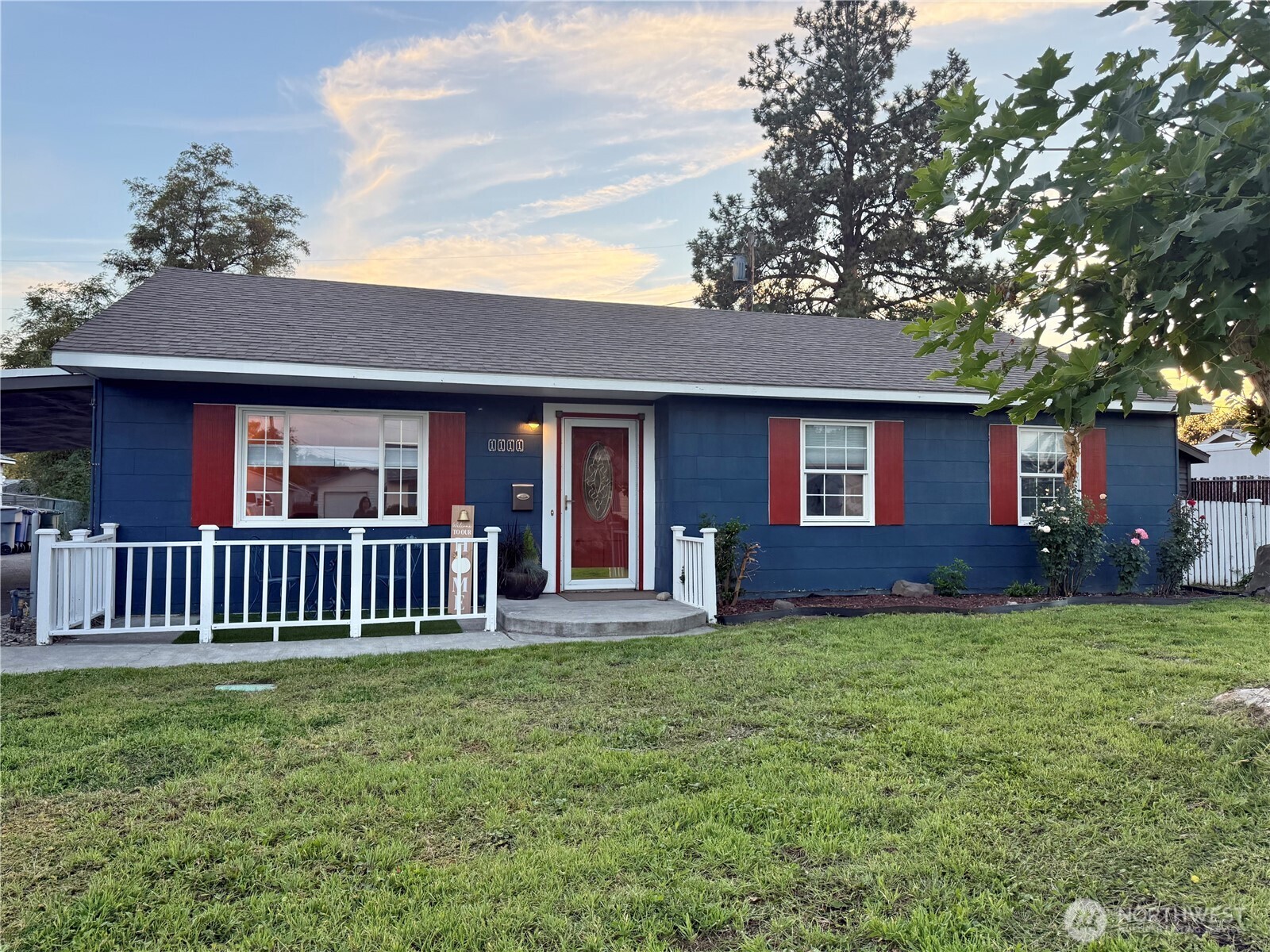 1111 Cottonwood Drive — photo