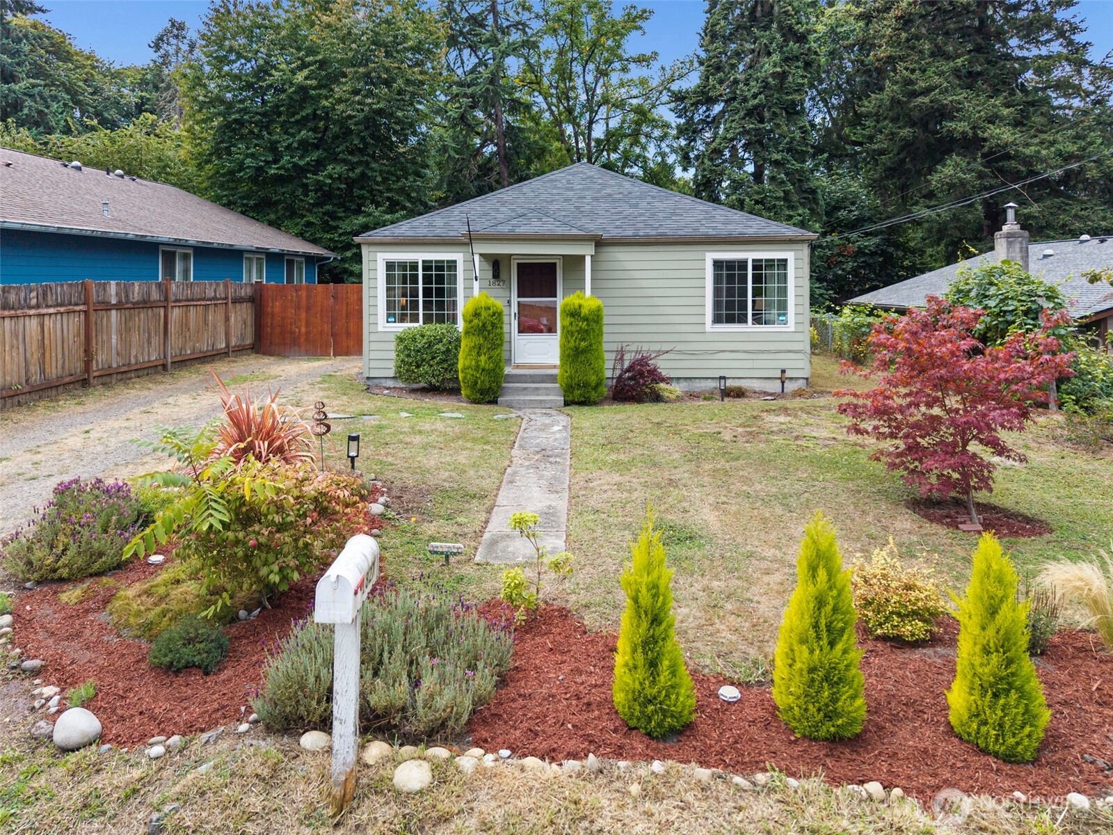 1827 Orange Street SE — photo