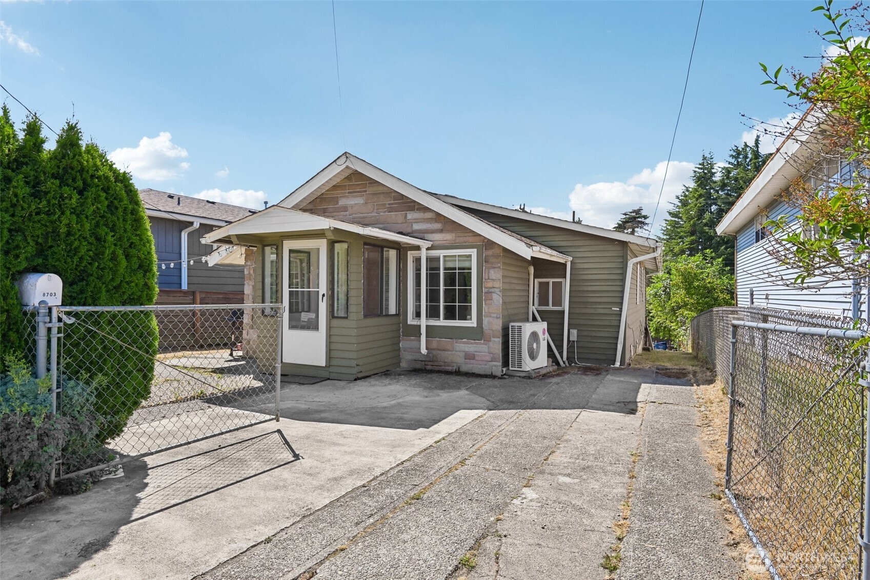 8703 16th Avenue SW — photo