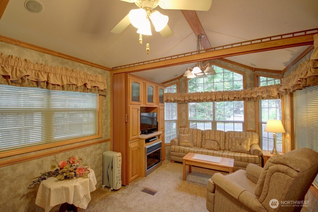 137 6 Riverside Drive, Deming, WA 98244 — photo 3