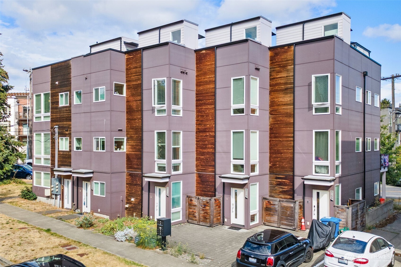 5110 24th Avenue NE — photo