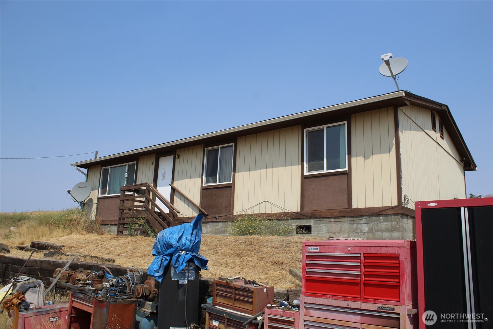 602 W Clarence Street — photo