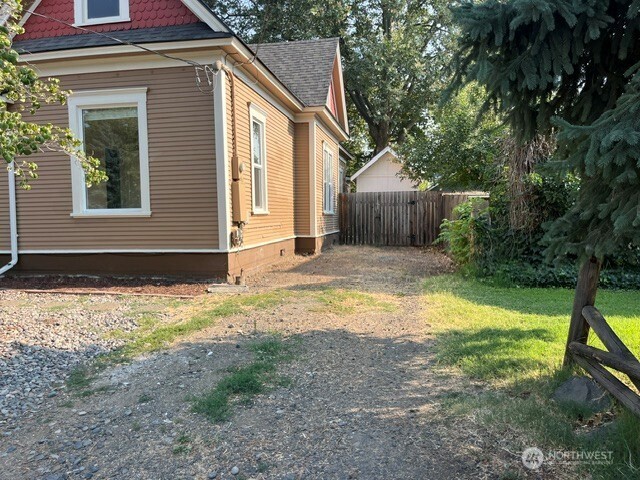 822 E Alder, Walla Walla, WA 99362 — photo 2