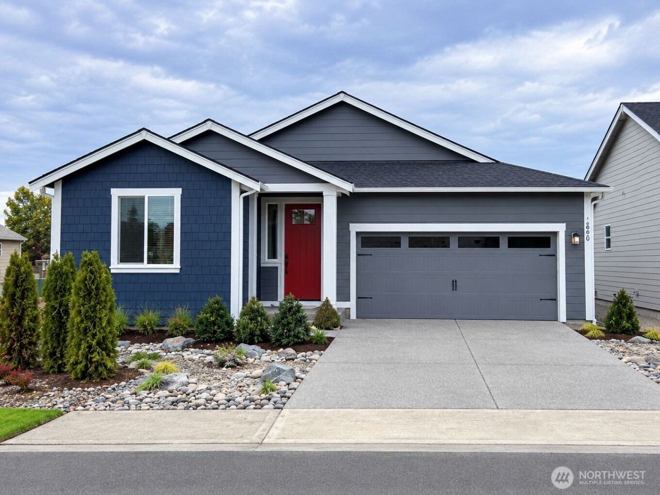 688 Sunbeam Drive — photo