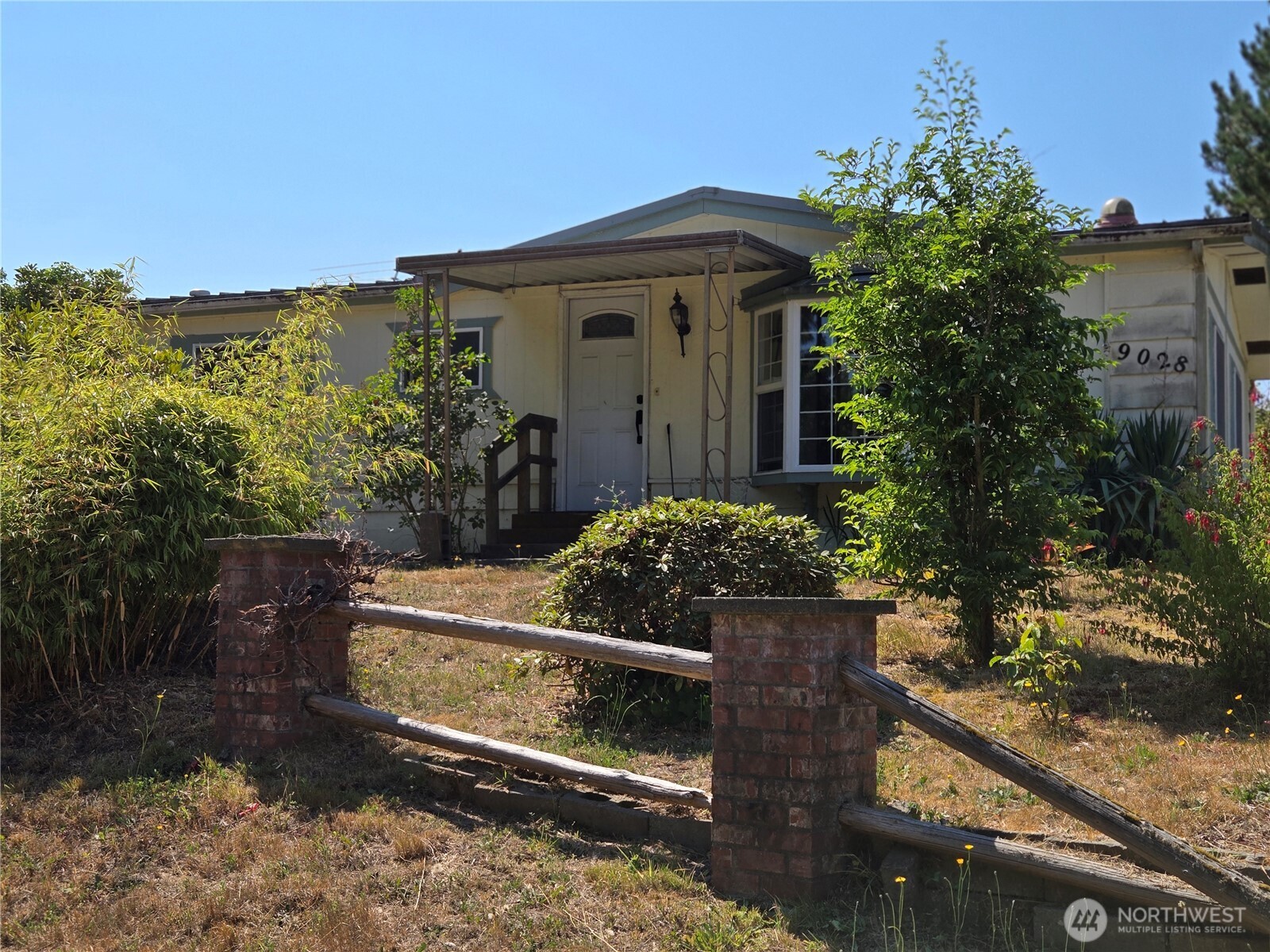 9028 12th Place SE — photo