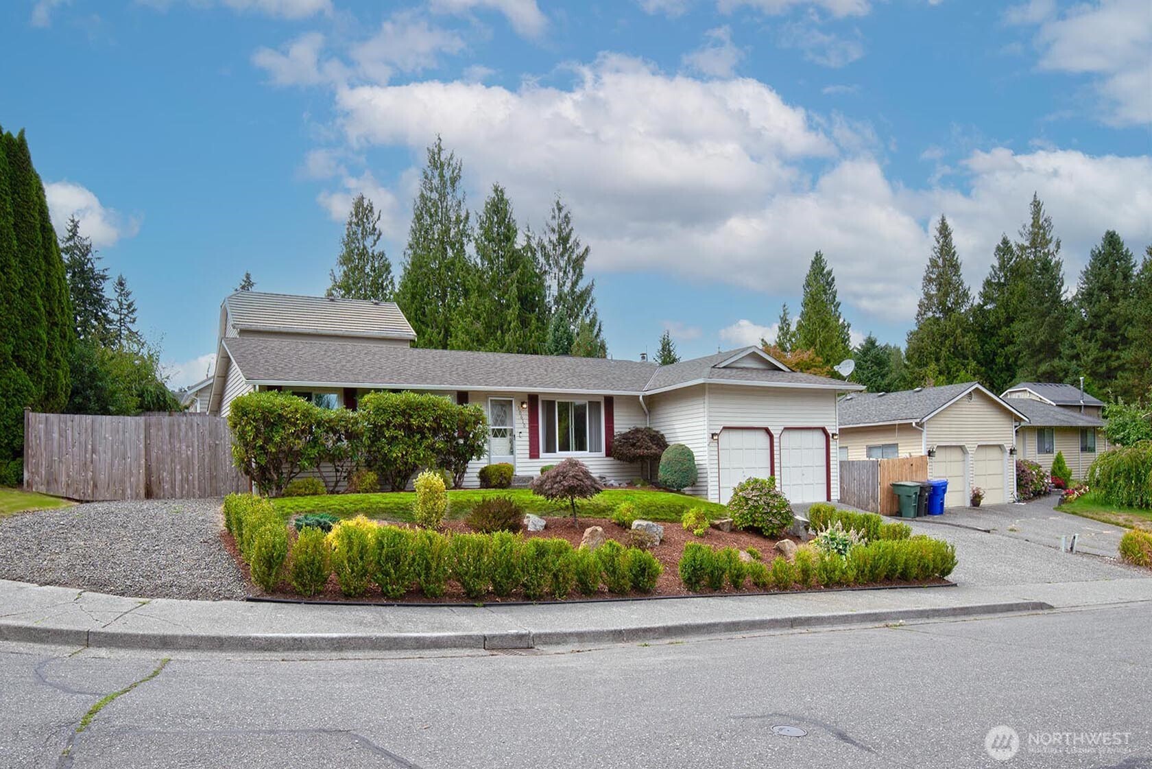 10610 4th Drive SE — photo