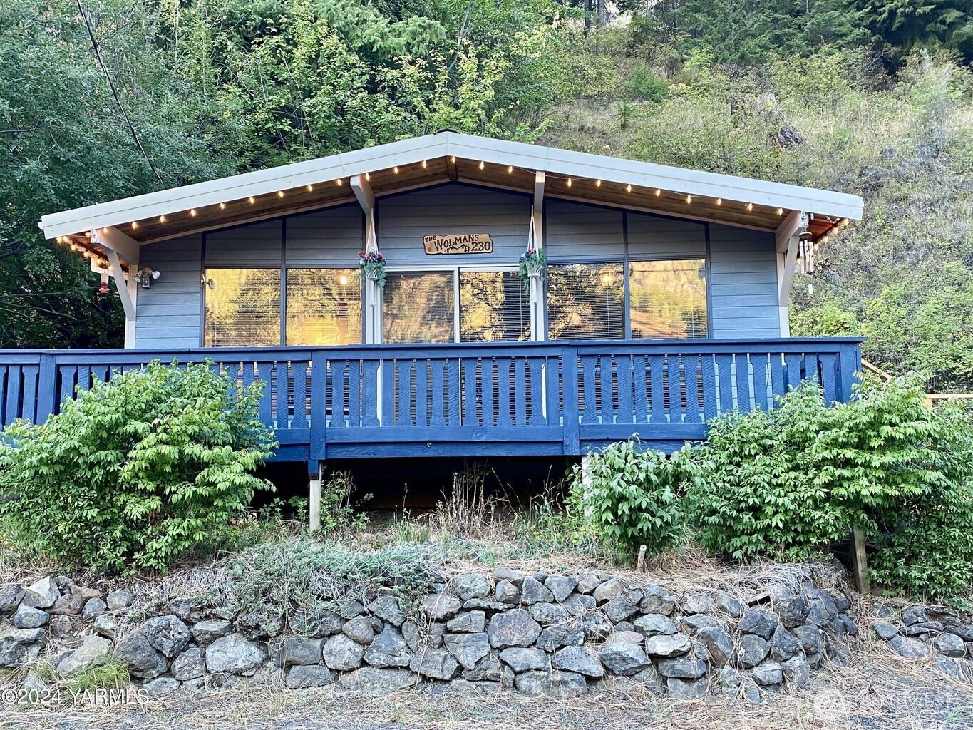230 Pine Cliffs Drive — photo