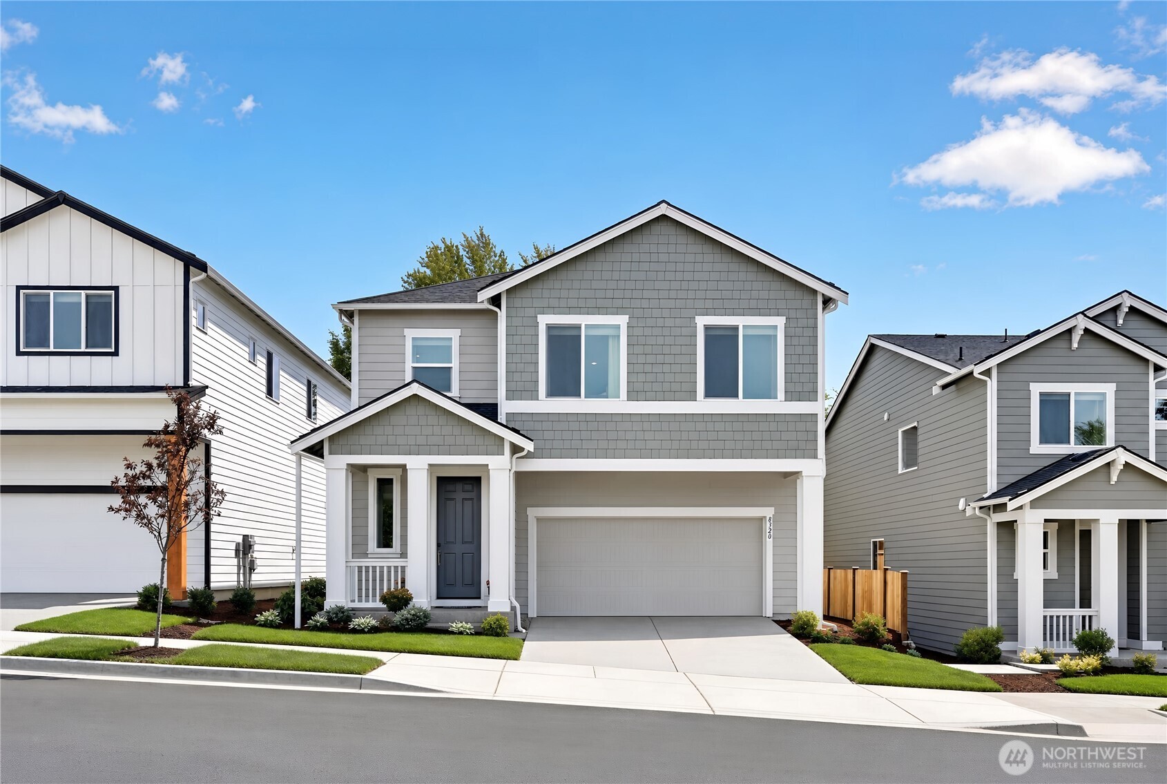 8474 44th Place NE — photo