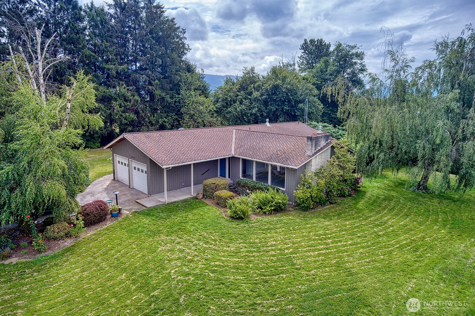 2875 Tom Road — photo