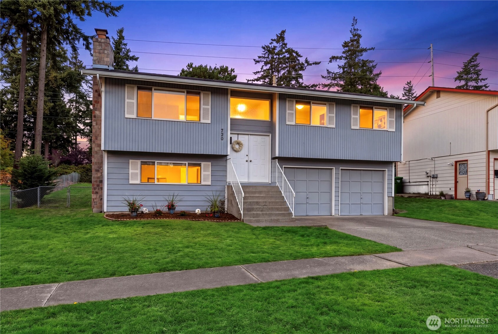 720 NW Hyak Drive — photo