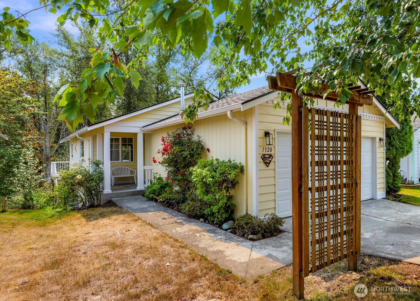 1320 Fruitland Drive — photo