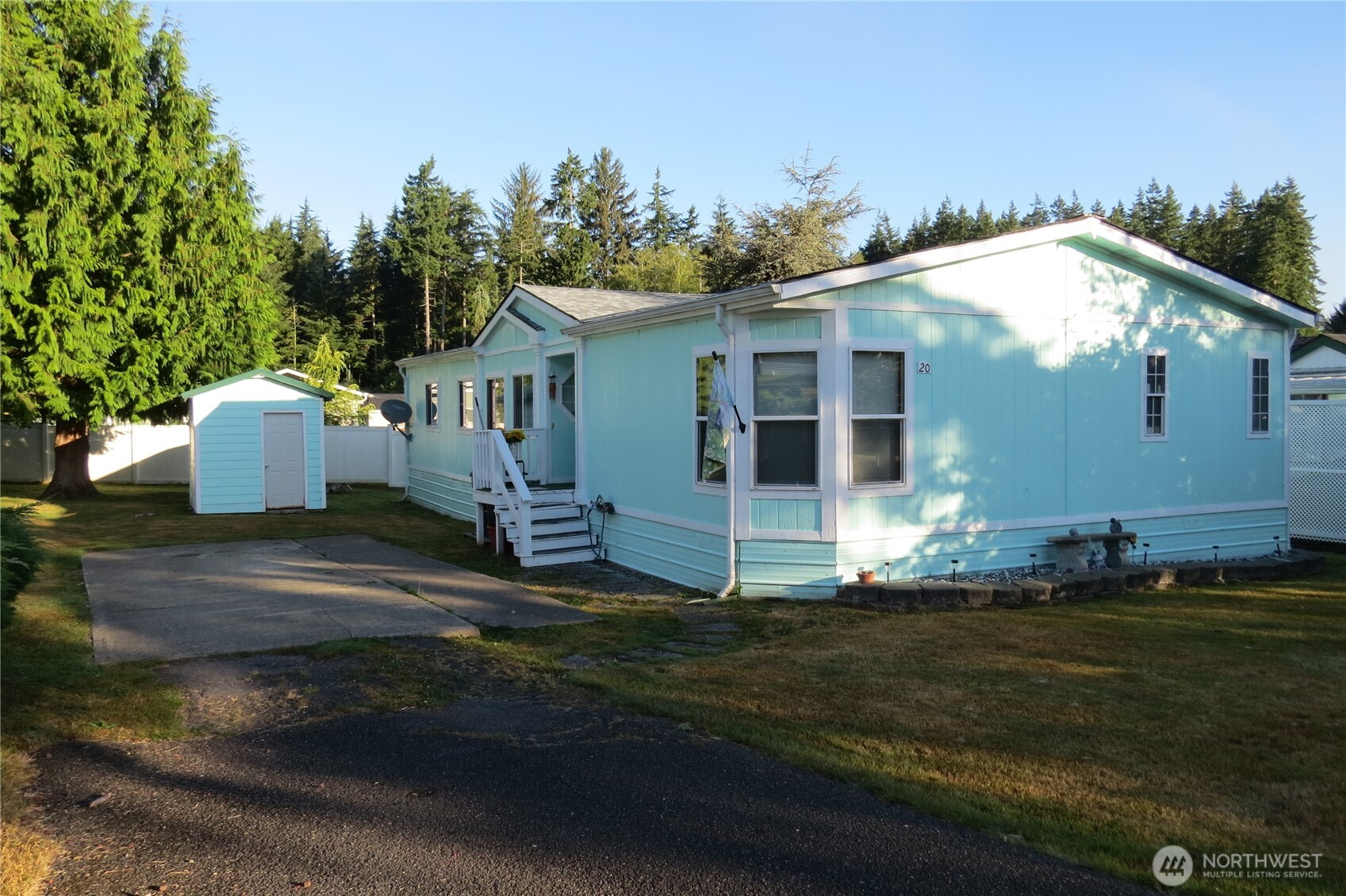 1019 Stanford Drive #20 — photo